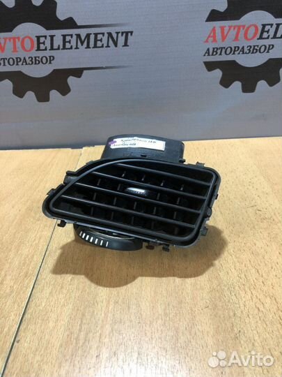 Дефлектор воздуховода Renault Fluence