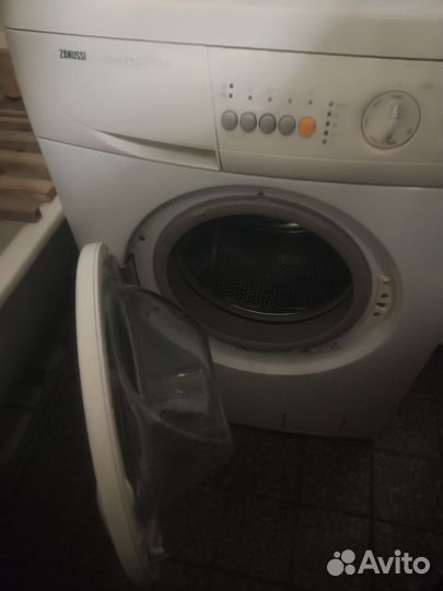 Стиральная машина zanussi бу