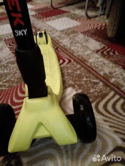 Самокат детский трехколесный