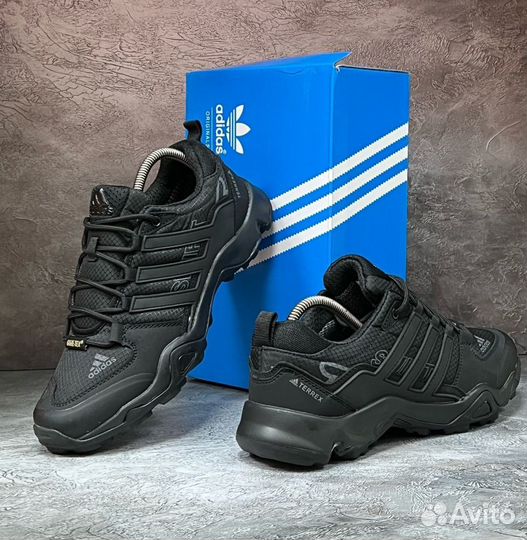 Кроссовки осенние Adidas Terrex