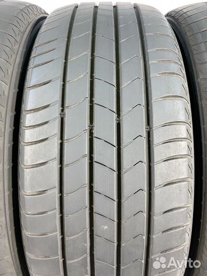 Kumho Ecsta HS51 215/55 R18 98T