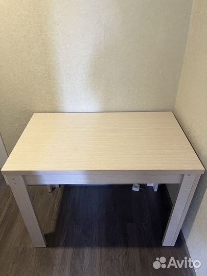 Стол