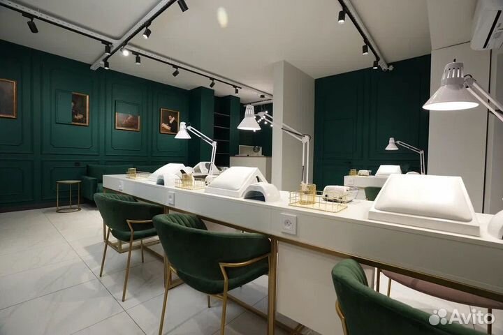 Администратор салона красоты