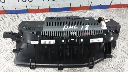 Щиток приборов mercedes benz S-class W221 (PML18IT