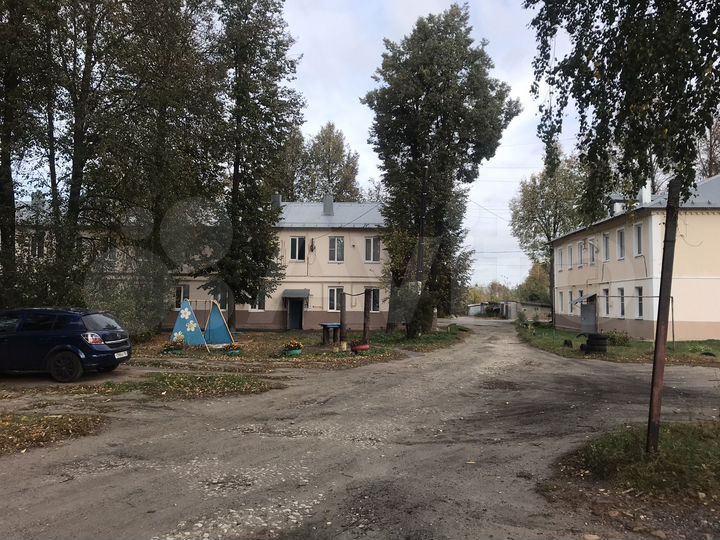 2-к. квартира, 37 м², 1/2 эт.