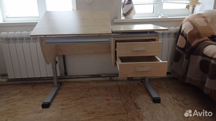 Стол парта для школьника