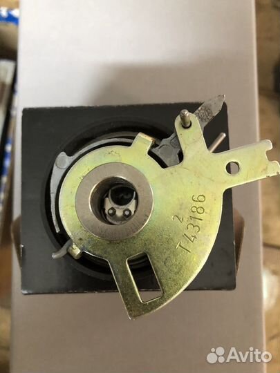 Натяжной ролик грм rr evoque