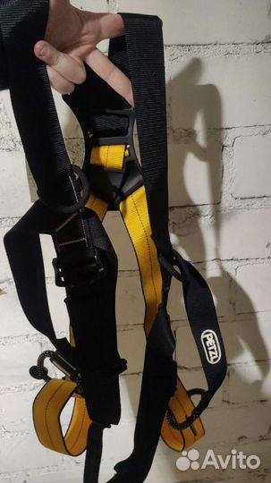 Страховочная привязь petzl newton размер 2