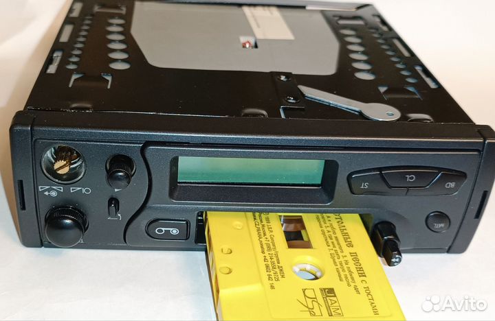 Кассетная автомагнитола-ретро модель из 1996-1999г