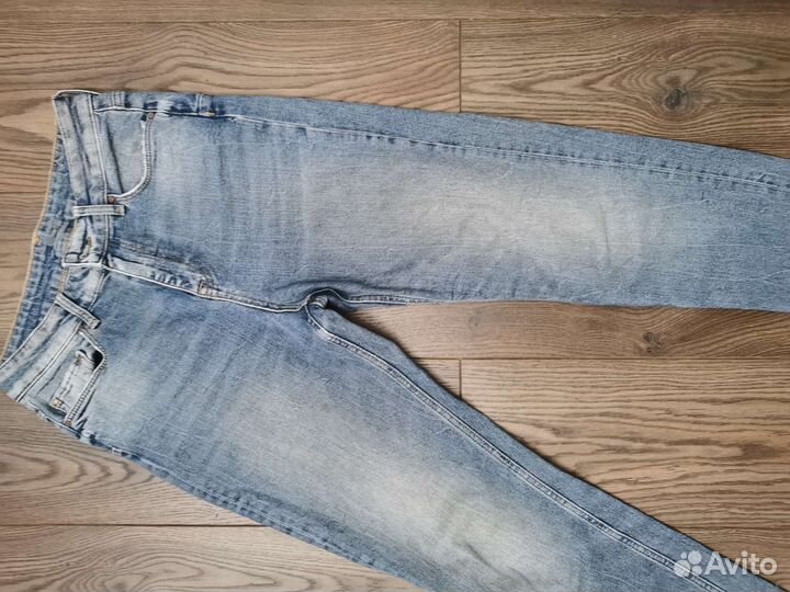 Джинсы