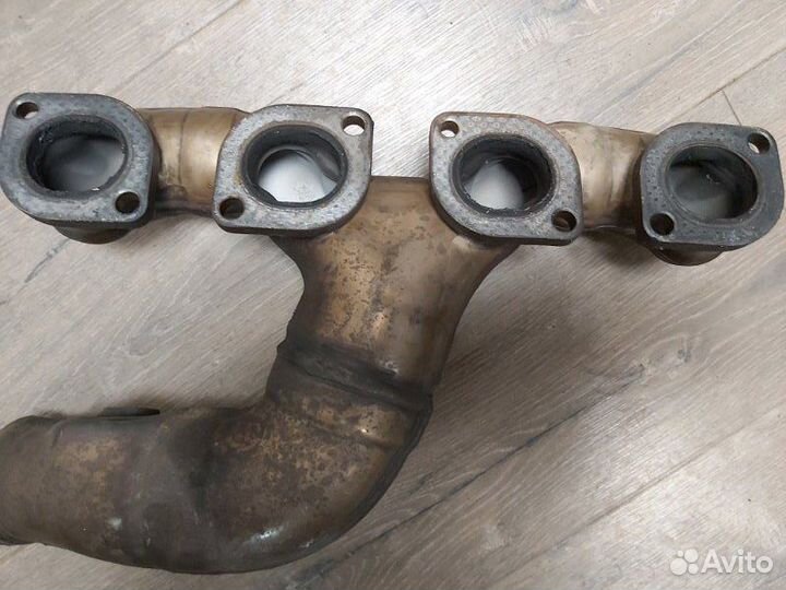 Выпускной коллектор левый Bmw 650I E63 N62N 4.8