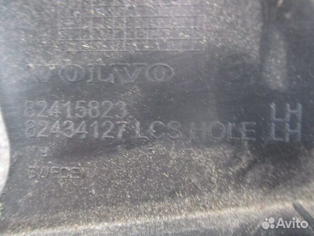 Накладка стойки кабины левая Volvo 82434127