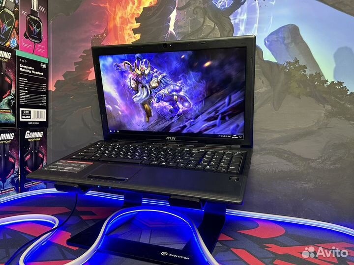 Игровой ноутбук MSI i7 GTX 16GB озу 4GB видео SSD