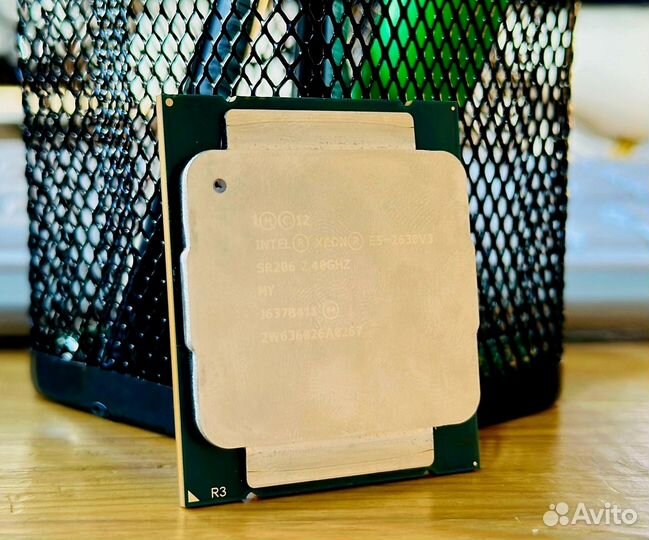 Процессор Intel Xeon E5-2630-v3/ 2011-3
