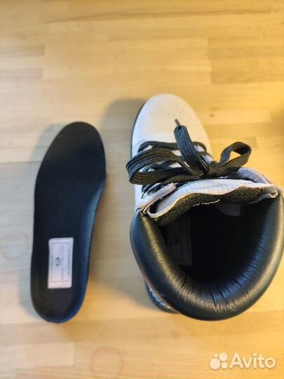 Ботинки женские замшевые, размер 38, на шнурках