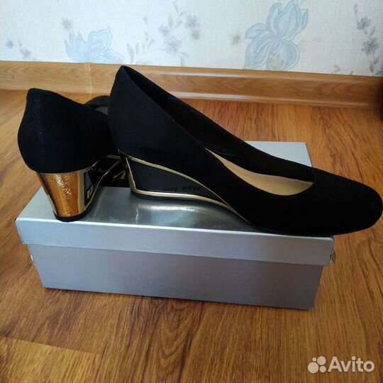 Туфли женские