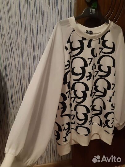 Свитшот новый