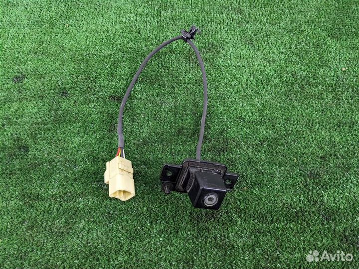 Камера заднего вида Citroen C-Crosser 2007