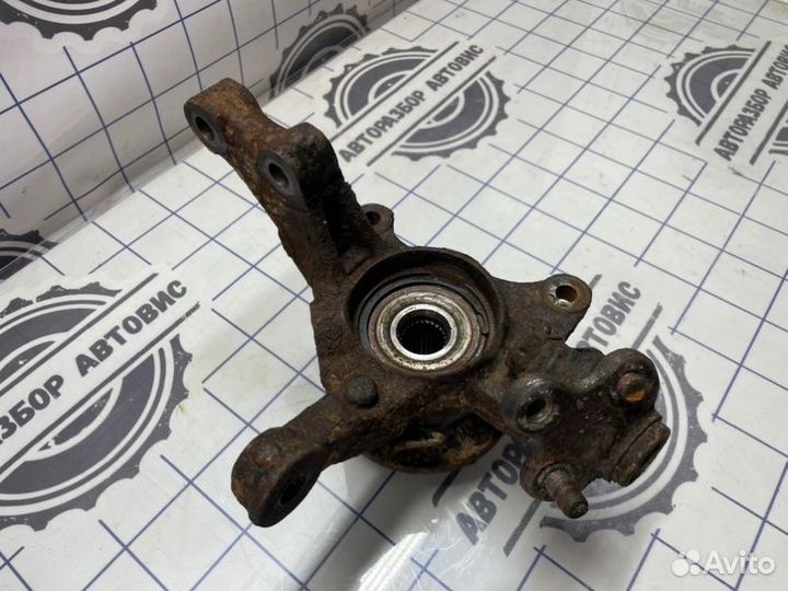 Кулак поворотный передний левый Toyota Corolla