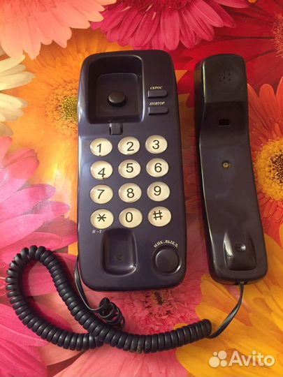 Телефон стационарный кнопочный
