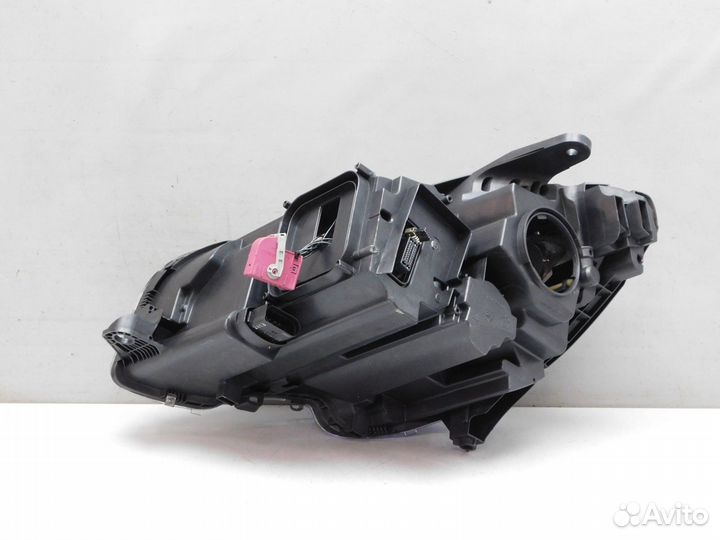 Фара правая Mercedes-Benz CLS-Class