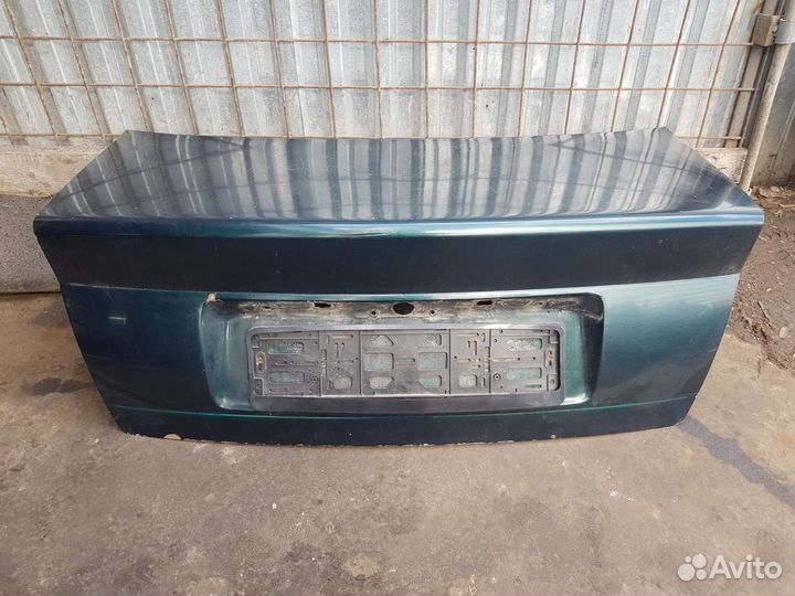 Крышка багажника Audi A4 B5