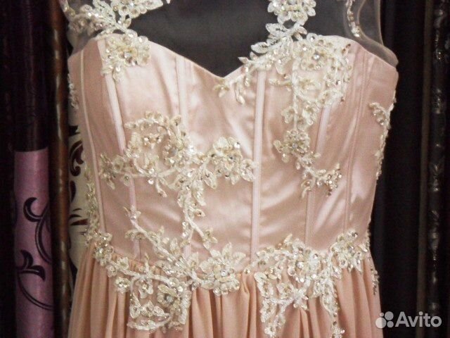 Вечернее платье