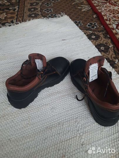 Полу ботинки женские