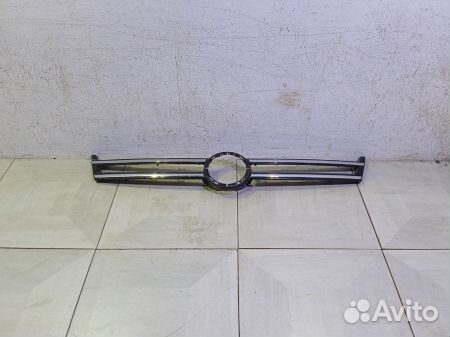 Накладка на решетку радиатора