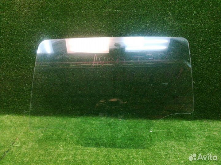 Стекло двери заднее правое Chevrolet Aveo T300