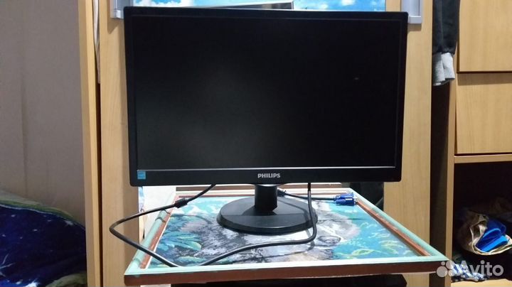 Монитор Samsung 47 см