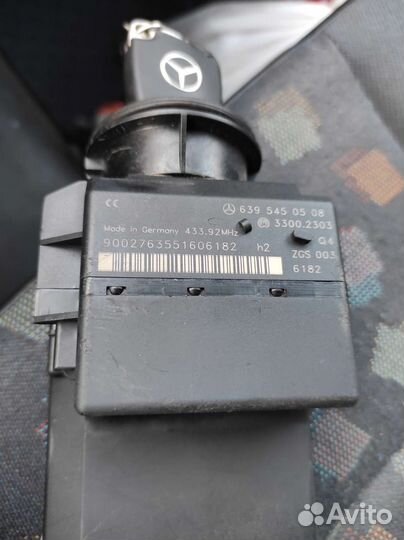 Замок зажигания с ключом на mercedes vito 639