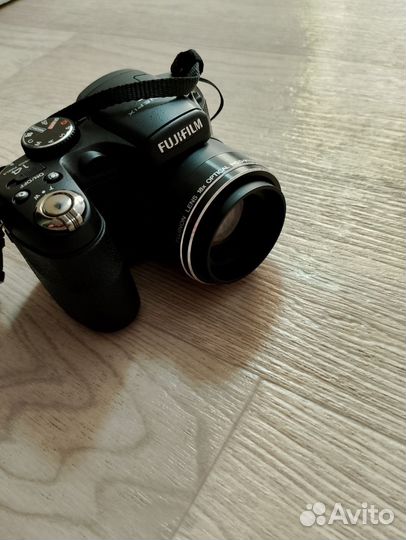 Зеркальный фотоаппарат