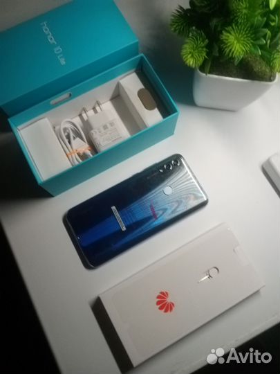 HONOR 10 Lite, 6/128 ГБ