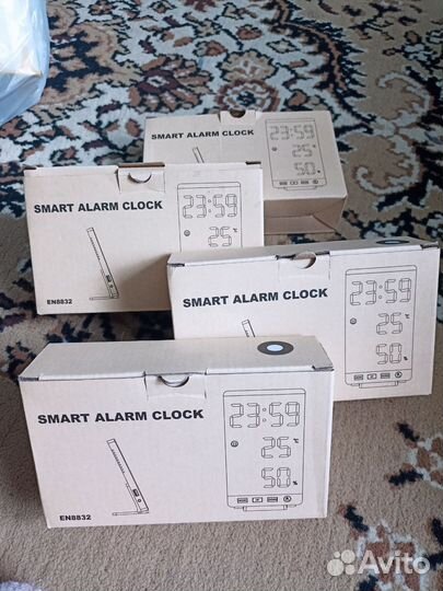 Электронный часы будильник