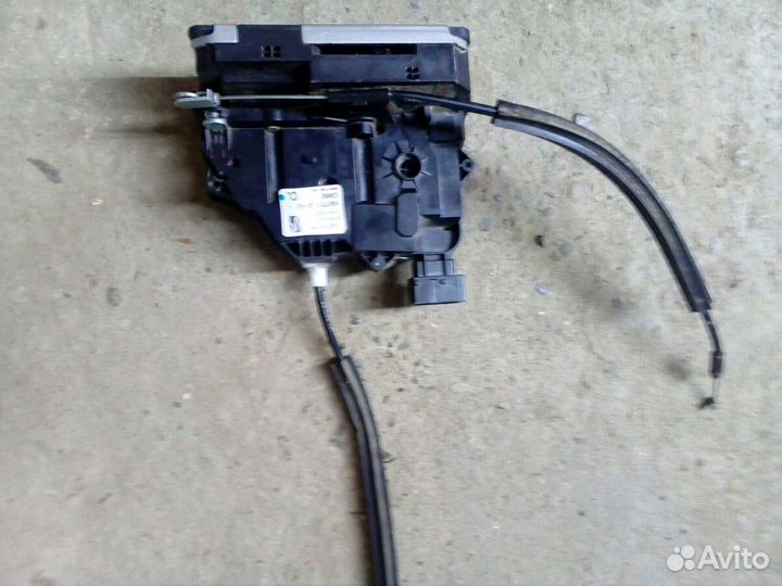 Замок переднийправый и левый боксер, джампер, дука