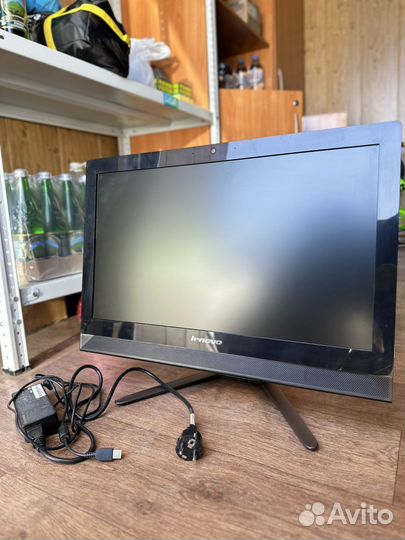 Моноблок Lenovo C40-30