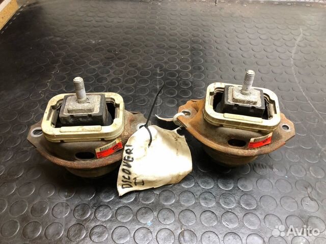 Опора двигателя Land Rover Discovery 3