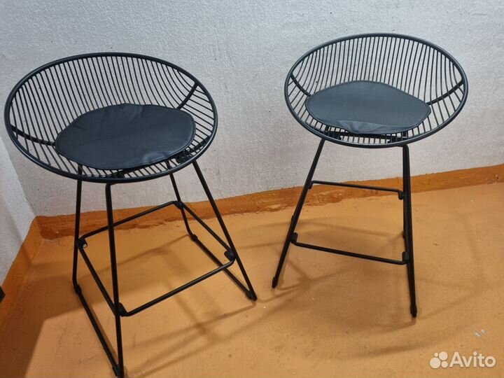 Полубарный стул лофт