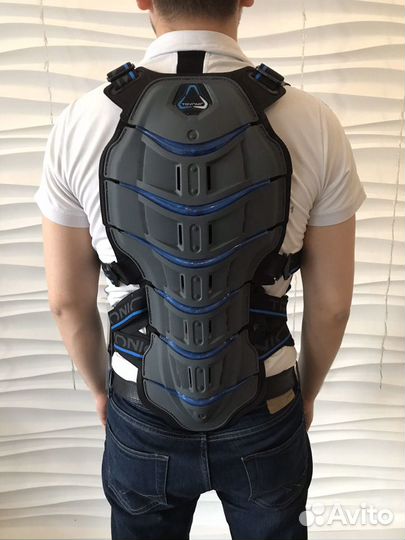 Матозащита спины tryonic новая