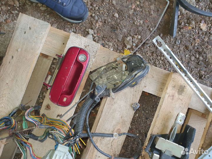 Замок двери водительский легенда ка8 купе 93г