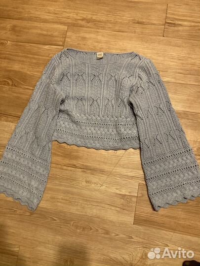 Свитеры женские