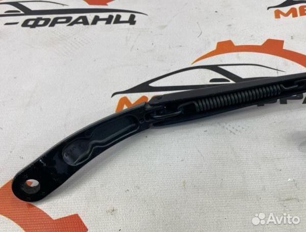 Дворник лобового стекла передний правый Citroen С4