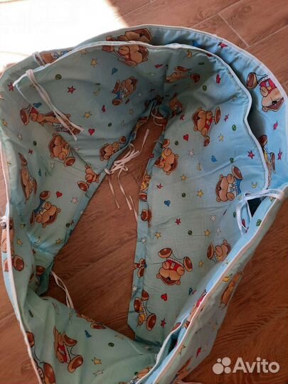 Бортики в кроватку