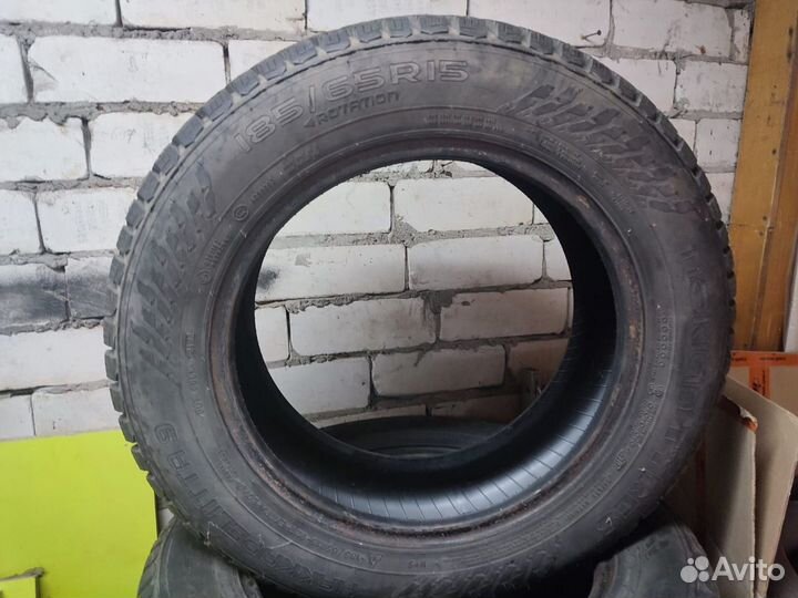 Nokian Tyres Hakkapeliitta 9 185/65 R15 92T