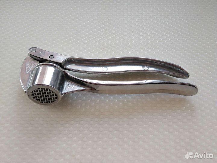 Чеснокодавилка СССР