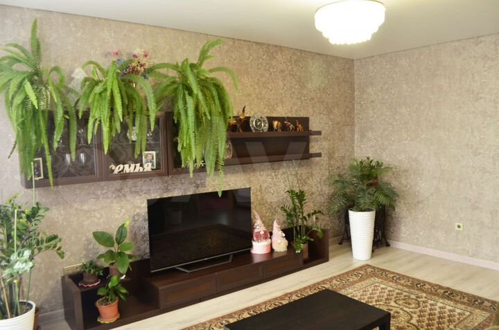 2-к. квартира, 64 м², 10/10 эт.