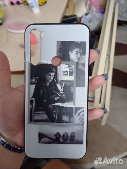 Чехол на телефон