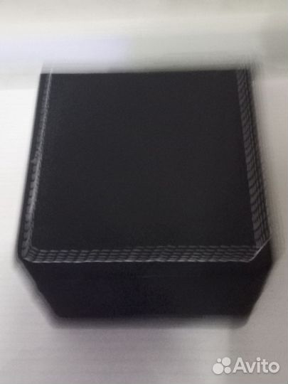 Мужские наручные часы с браслетом новые