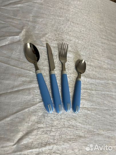 Набор столовых приборов